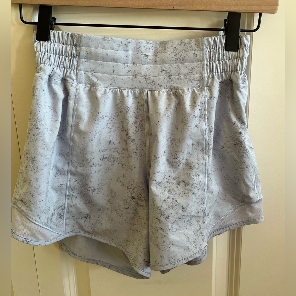 Hotty Hot high rise Pastel blue size 2 lulu lemon shorts 4”.